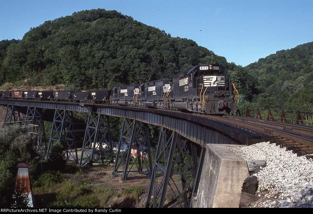 NS 6123 near Slab Fork